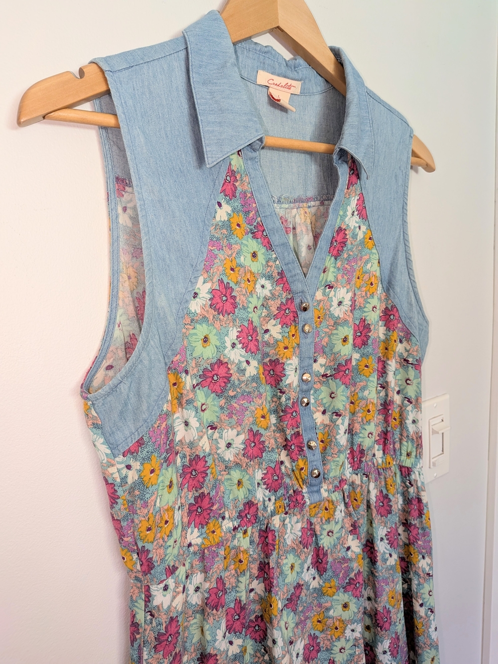 Catalina Floral Chambray-Trim Sleeveless Dress in Light Blue, Pink & Yellow - Picture 4 of 5